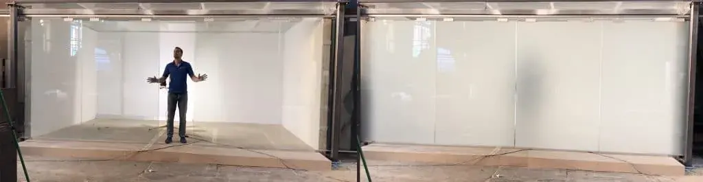 The four-panel switchable sliding door on the Blown Away set