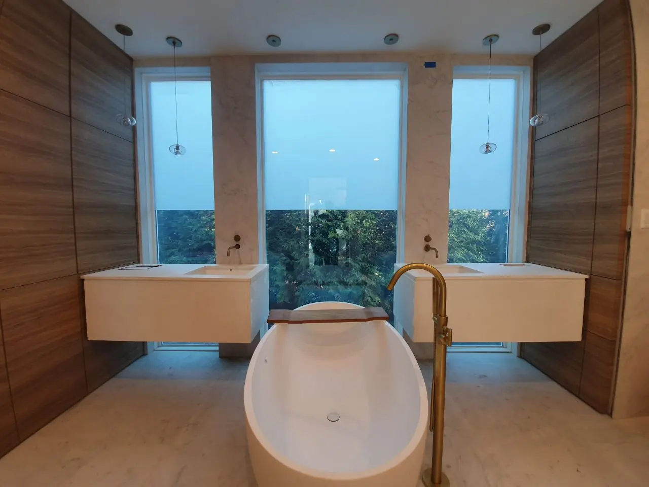 Switchable film in the living space of a New York home, clear