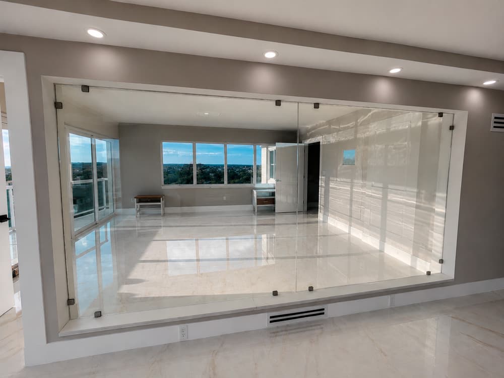 The same bedroom partition switched to transparent