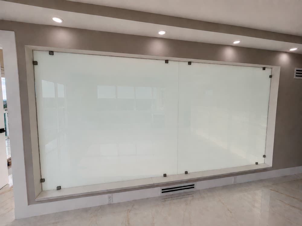 Bedroom partition with PriWatt smart glass in privacy mode
