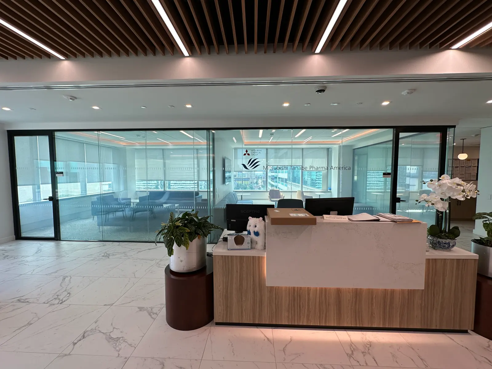 Switchable film applied to the office glazing at Mitsubishi Tanabe Pharma