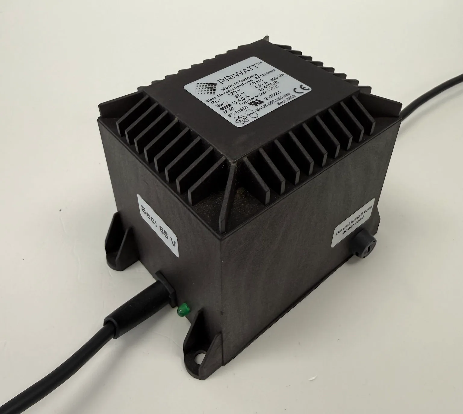 PriWatt 65 VA isolation transformer, side view