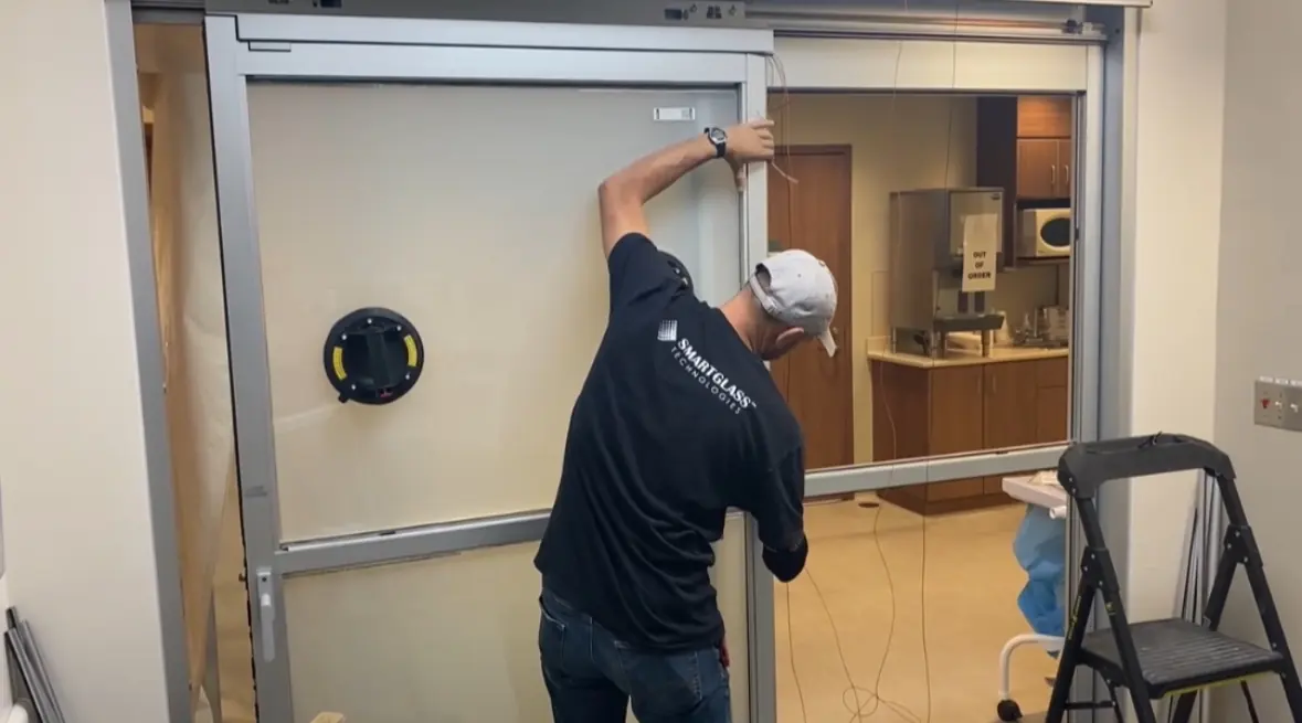 An intensive care room at Halton Healthcare with PriWatt switchable glass