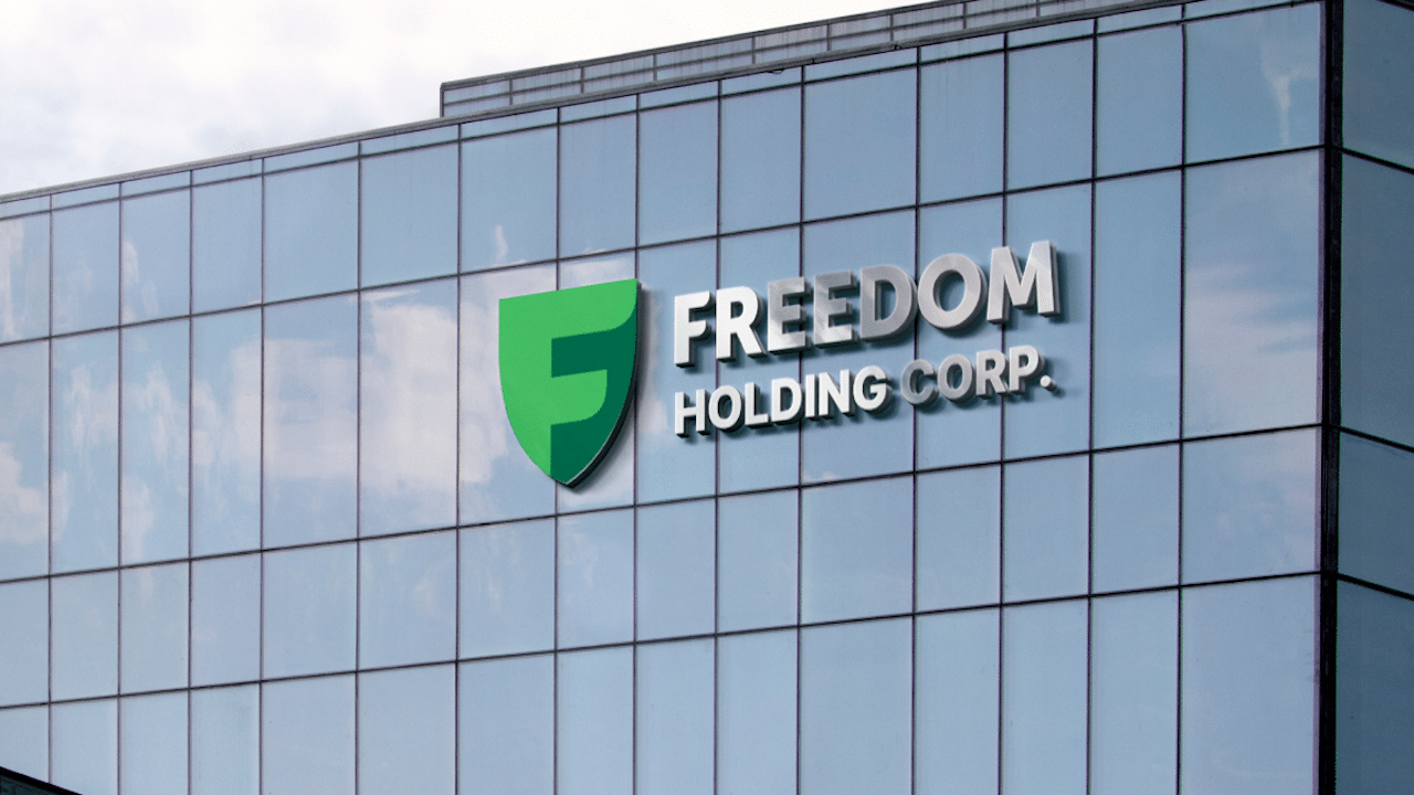 PriWatt Glass Brings Smart Privacy to Freedom Holding Corp